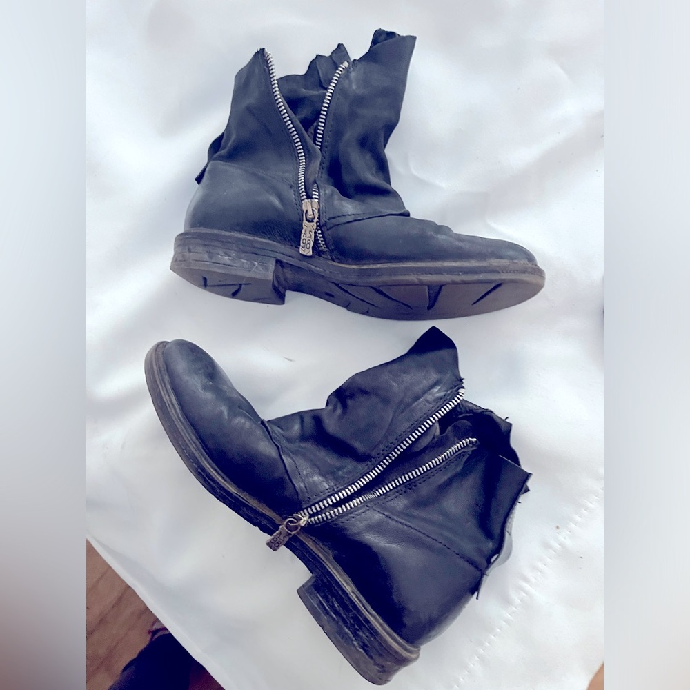AS98 black leather moto boot good condition; lots of life left